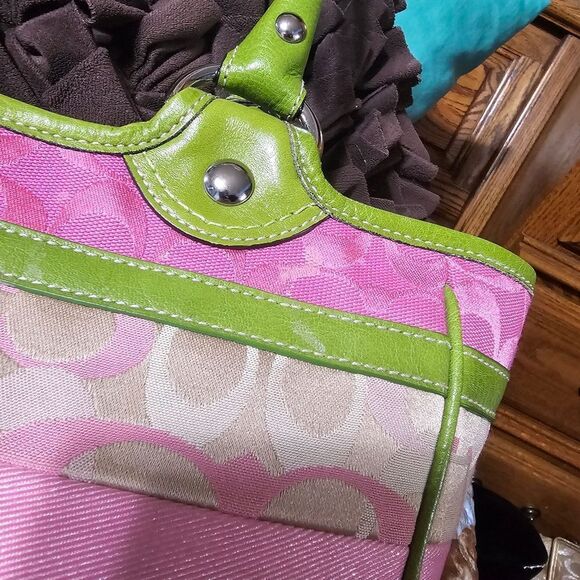 RARE Coach Y2K North South Bleeker Daisy Patchwork Tote Purse - Picture 5 of 10